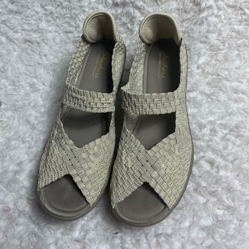 Skechers Parallel Beige /Gold Weave Wedge Peep Toe Sandals Shoes SZ9.5